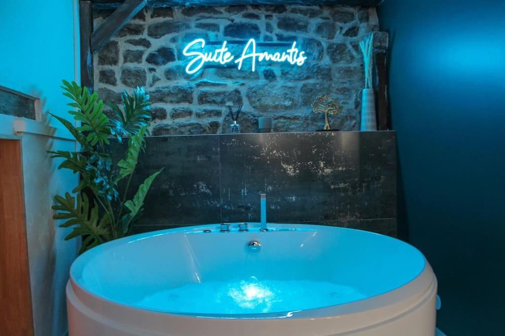 SUITE AMANTIS évadez vous dans l'univers MYKONOS Saint-Chamond Exterior foto